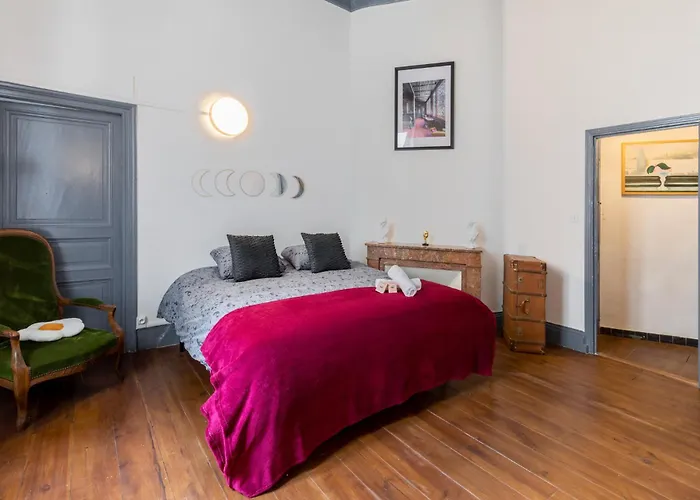 Le Theatre - Appartement Spacieux, Centre Ville & Calme
